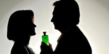 Perfume de Bolsonaro esgota 6 horas após início da pré-venda